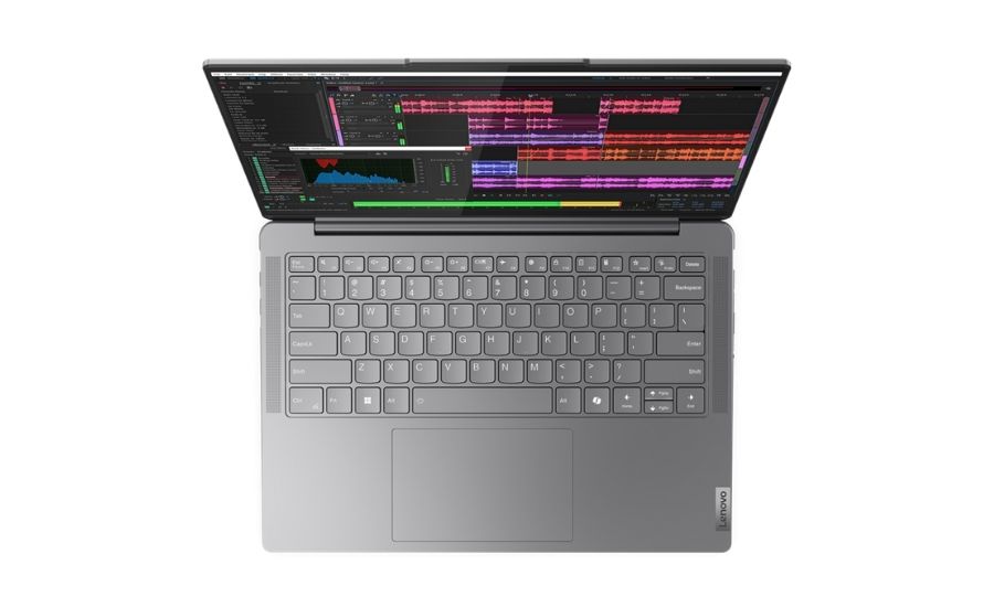 Bàn phím và touchpad của laptop Lenovo Yoga Slim 7 14IMH9 83CV001VVN, thể hiện bố cục phím và kích thước touchpad rộng rãi.